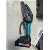 Image 1 : Mini chainsaw