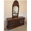 Image 1 : Dresser and mirror