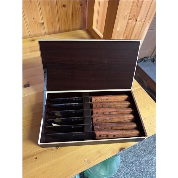 Rick grill steak knives