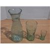 Image 1 : (2) Green Cocacola Glass and Green Flower Vase.