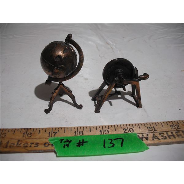 1976 durham mini toy globe ow stand + 1976 durham spinning wheel