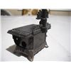 Image 3 : mini queen stove pencil sharpener + minisewing machine