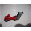 Image 3 : Vintage small dumptruck + small tractor (missing front wheels)