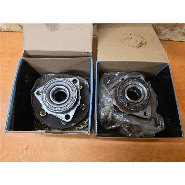 2 wheel hub assemblies