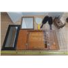 Image 1 : Lot of Mirrors, Keys Box, etc.