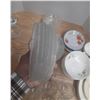 Image 6 : Lot of Glass, Cup, Plates, etc.