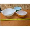 Image 1 : 3 pyrex bowls