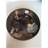 Image 1 : "The Storyteller" 8th In Rockwell Collection By Norman Rockwell - Knowles 1984