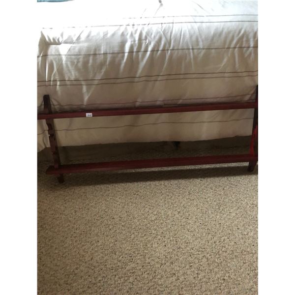 Wood Plate Rack