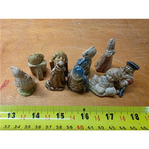 Tea orniments