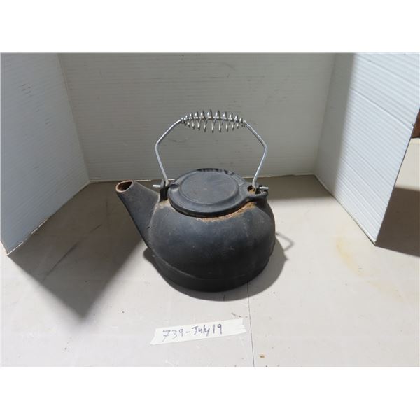 Vintage Cast Iron Kettle Pot