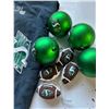 Image 2 : Sask Roughrider T-Shirt and Collectible Christmas Ornaments