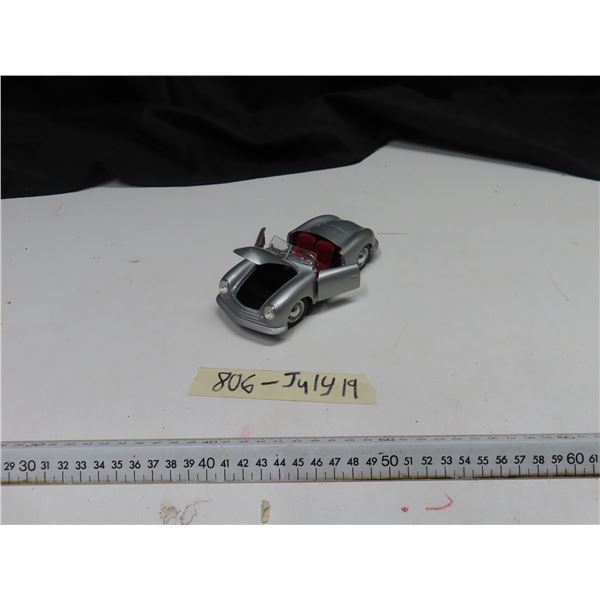 1/24 Scale die cast 1948 Porche roadster