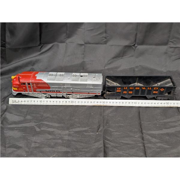 Santa Fe Marx O Gauge Diesel Locomotive w/ Lehigh Valley Coal Hopper Model