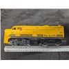 Image 2 : Lionel Rio Grande Gauge F3-A-Unit Diesel Locomotive Model 8464 w/ NYES Freight Car