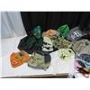 Image 5 : Halloween masks, gloves and costumes