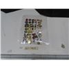Image 1 : Various pins