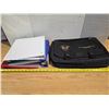 Image 2 : Lot of binders and bag
