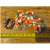 Image 1 : Bracelets and brooches