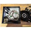Image 2 : Lot of jewelery, watch, earings, and pins