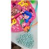 Image 3 : Lot of Summer Fun, Beach Toys (13+ Items)