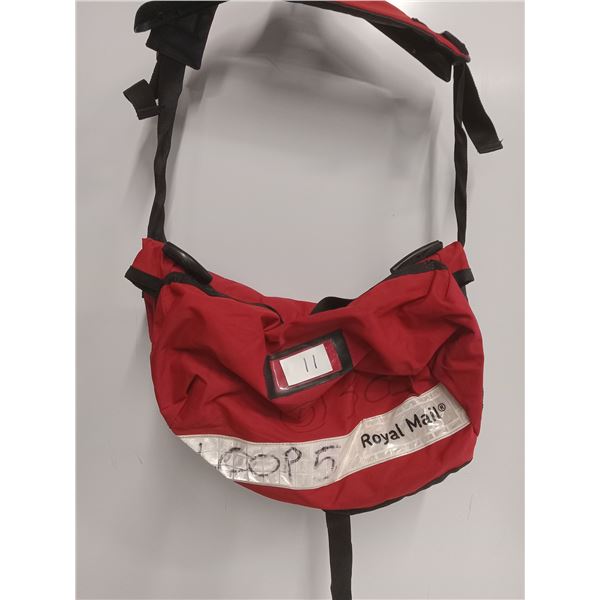 British royal mail carry bag