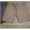 Image 3 : mens shorts-size med. (3)