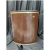 Image 1 : Vintage Laundry Hamper Vinyl, Metal, with Lid 25" Tall