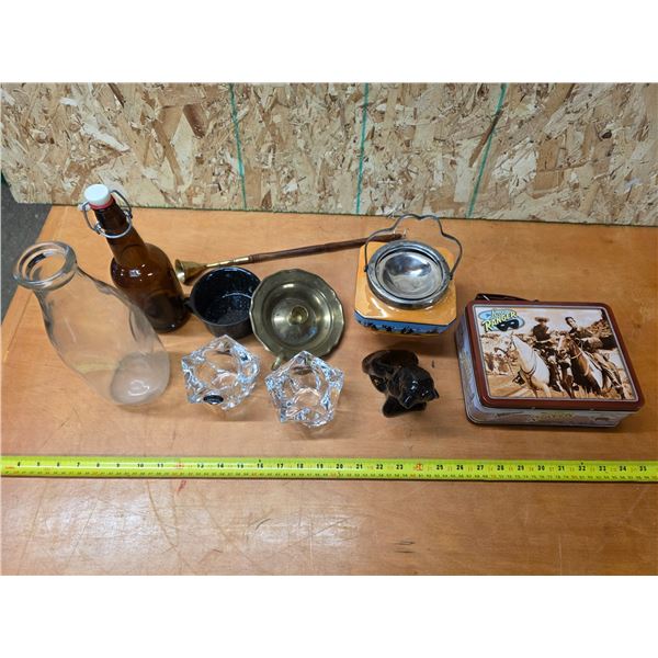 Box of misc glassware