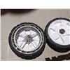 Image 7 : 4x wheels and 21" lawn mower blade - blade good shape, Toro unit