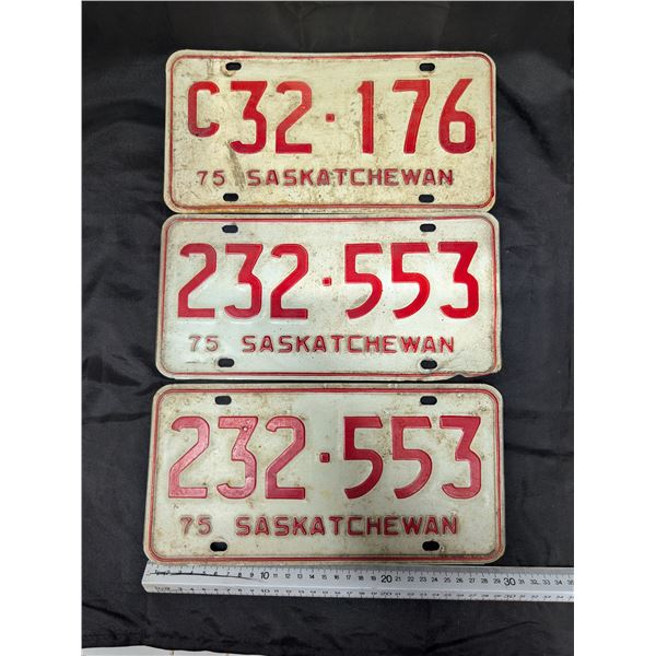 (3) Sask License Plates (1) Pair 1975