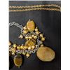 Image 4 : (4) Necklaces (2) Gold Coloured