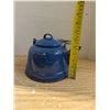 Image 2 : Blue Enamel Kettle And (2) Enamel Frying Pans