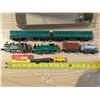 Image 7 : Revel H-O Action Accessories Operating Engine House Set w/ Misc. Trains, and etc.
