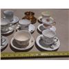 Image 2 : 12 china cups and matching saucers