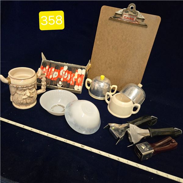 CASE Clipboard, Vintage Shoe Laces, Handles