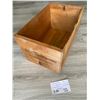 Image 1 : Association Growers of British Columbia wooden shipping crate