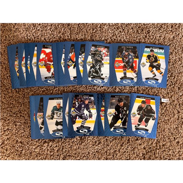 1998-99 Starquest Blue Hockey Card Set