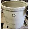 Image 1 : Vintage 20 Imperial Crock Medalta Potteries LTD