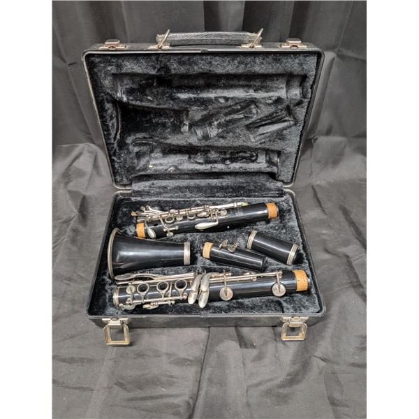 Bundy Case w/ Bundy Clarinet