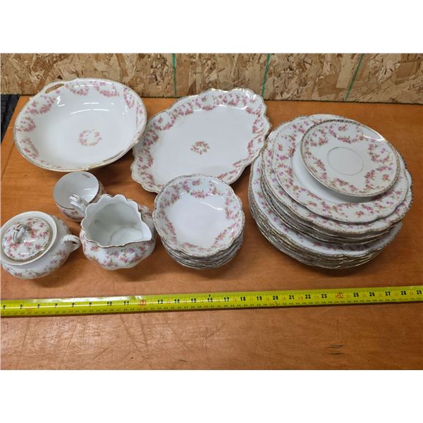 Bridal rose chinaware