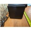 Image 3 : admiral radio- untested