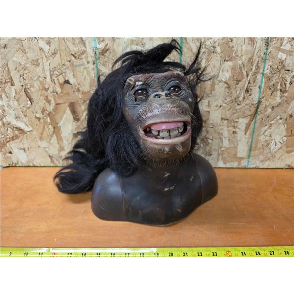 animatronic monkey head