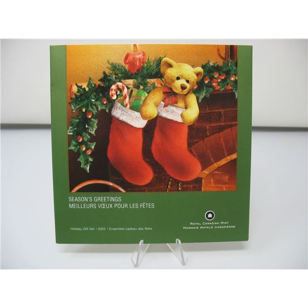 2005 ROYAL CANADIAN MINT - SEASONS GREETING COIN SET - Special Coloured Quarter