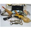 Image 2 : LARGE LOT OF ADVERTISING SHOE HORNS - BOTTLE OPENERS & MISC. COLLECTIBLES