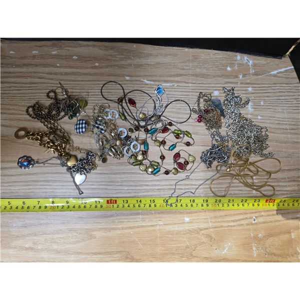Lot of misc necklaces