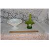 Image 1 : Vintage Milk Glass and Basket