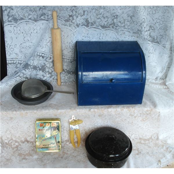 Assorted Kitchen Wares  Bread Keeper Spraypainted  see pics