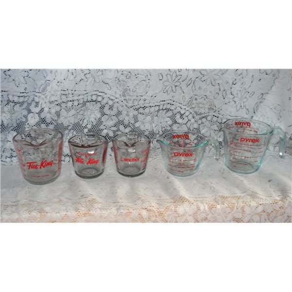Vintage Lot of FireKing/Hocking and Pyrex Measuring Cups