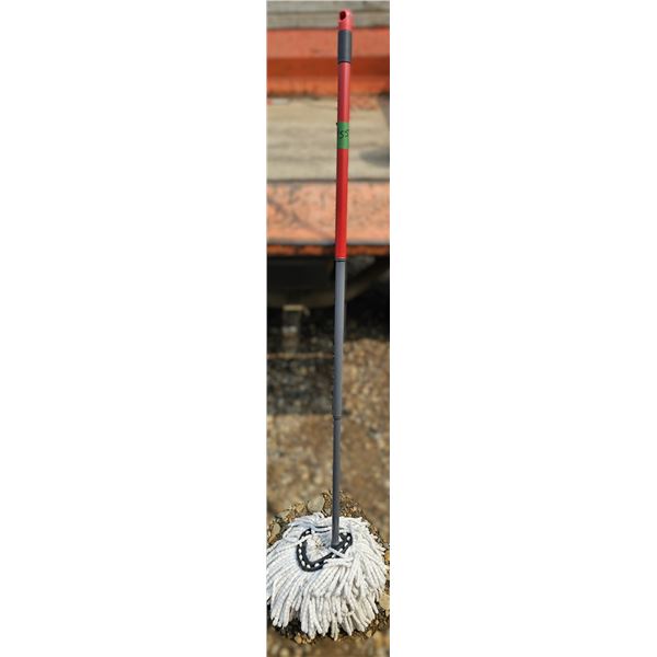 Vileta Mop w/ Extra Heads (Comes with Extra Mop Heads)